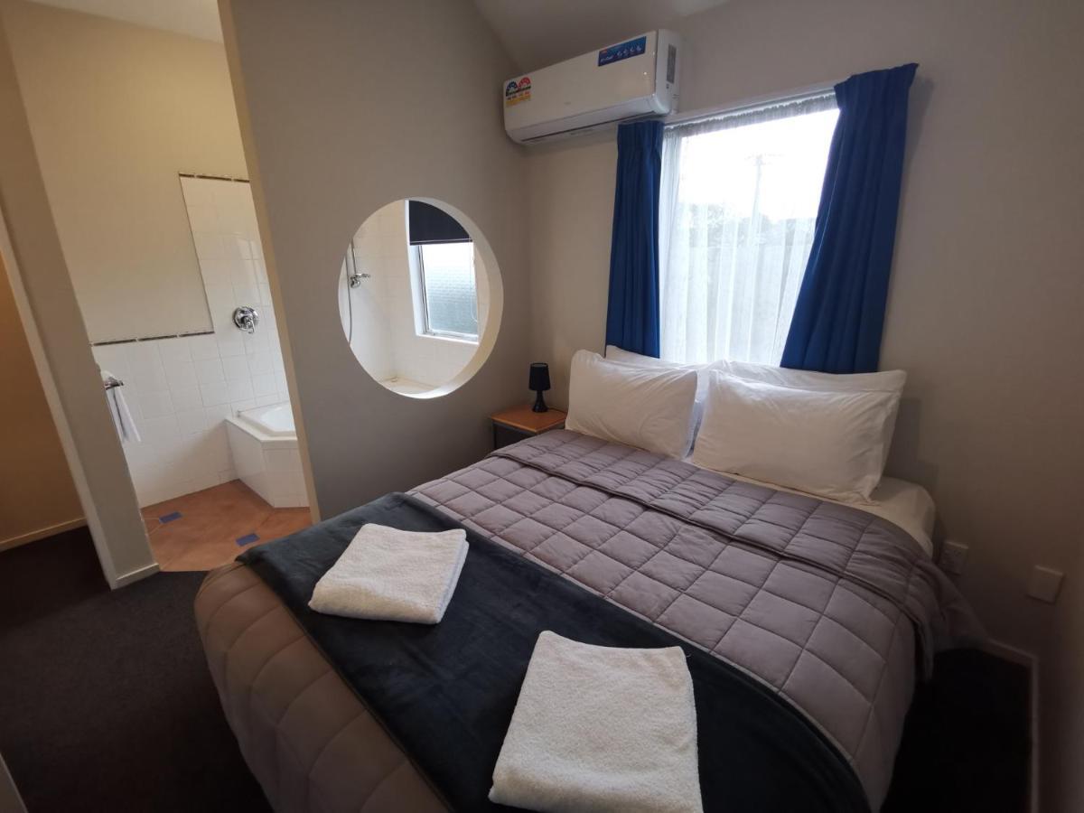 Airport Birches Motel Christchurch Exterior photo