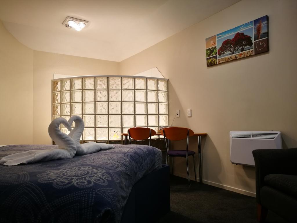 Airport Birches Motel Christchurch Exterior photo